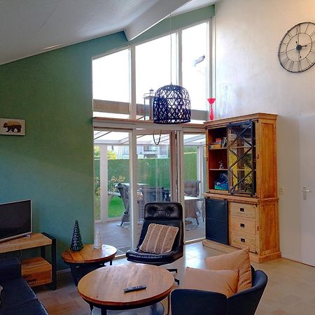 Vakantiewoning Met Serre En Airconditioning Tzummarum 外观 照片